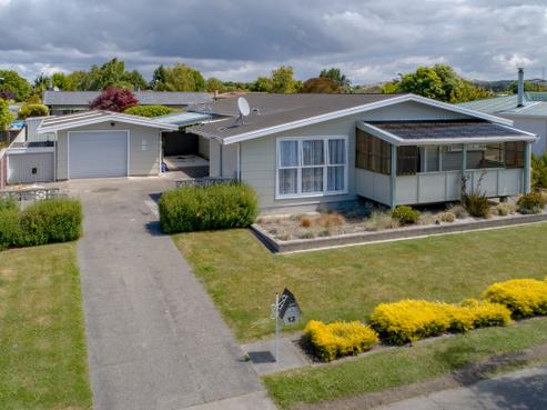 13 Lyttelton Crescent, Tamatea