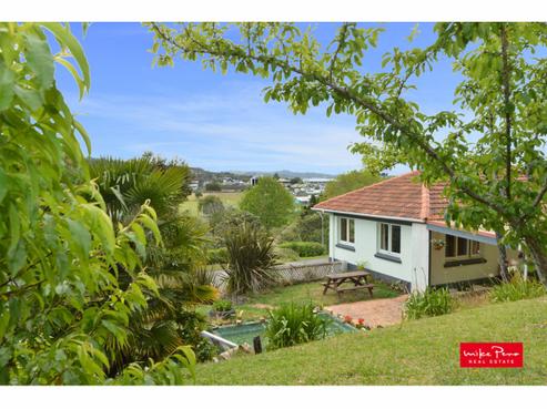 280 Western Hills Drive, Avenues