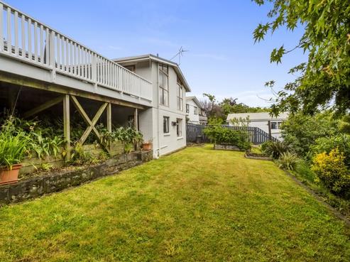 3B Shanly Street, Brown Owl
