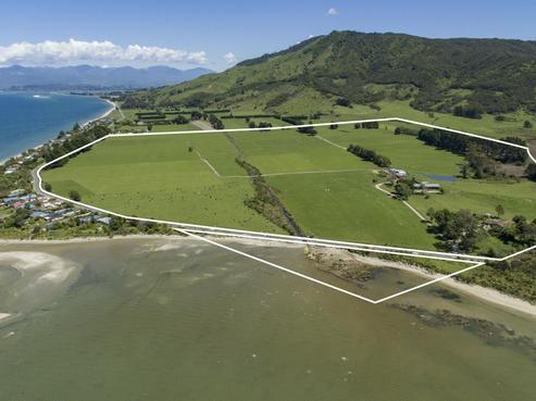 1215 Collingwood-puponga Main Road, Pakawau