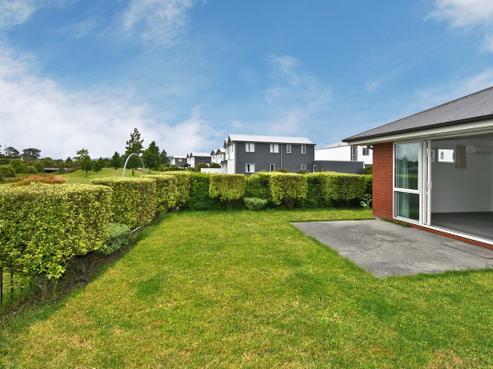 10 Date Crescent, Aidanfield