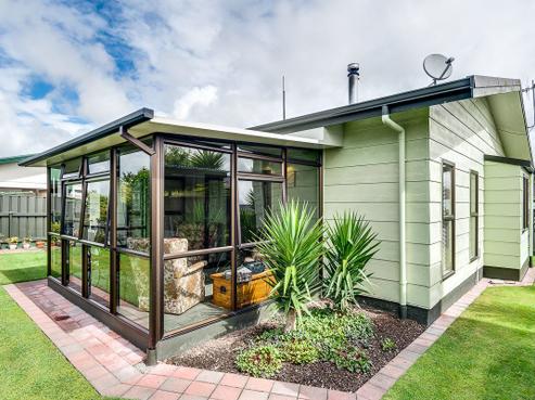 62 Spriggs Crescent, Greenmeadows