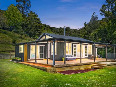 3 Te Aute Ridge Road, Waitakere