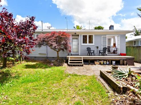 22 Airdrie Road, Ranui