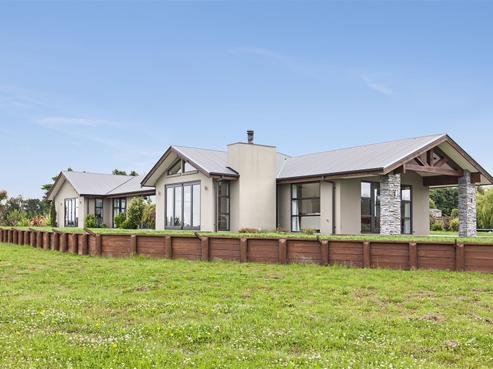 235 Douds Road, Sefton