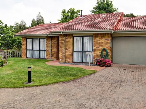 29 Selby Mews, Flagstaff