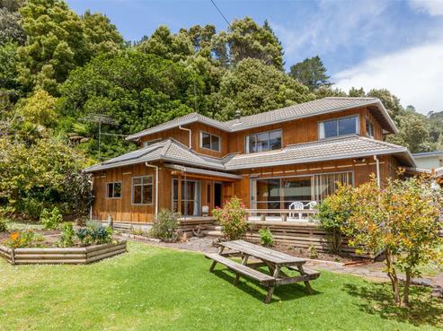 362 Thames Coast Road, Thornton Bay