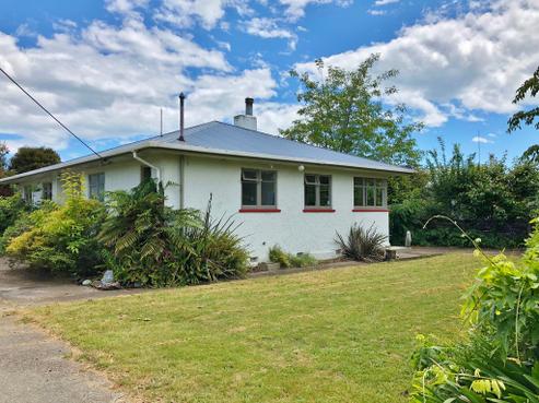 11 Rototai Road, Takaka