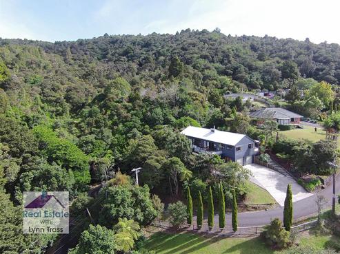 240 Western Hills Drive, Avenues