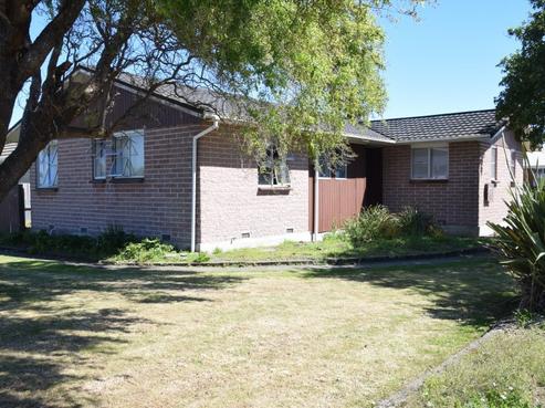 89 Newbie Street, Strathern