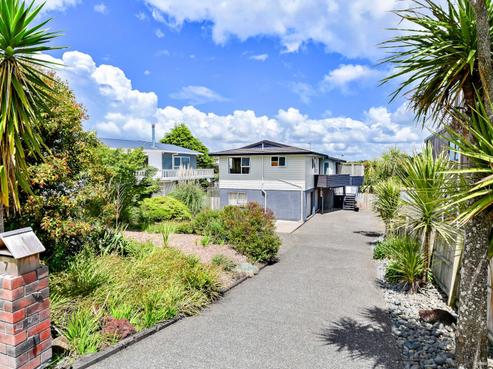 7 Shakespear Road, Army Bay