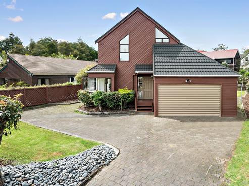 32 Uppingham Crescent, Hillcrest