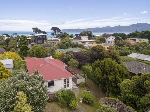 93 Matatua Road, Raumati Beach