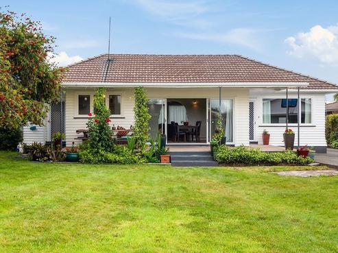 49 Holland Street, Glenholme