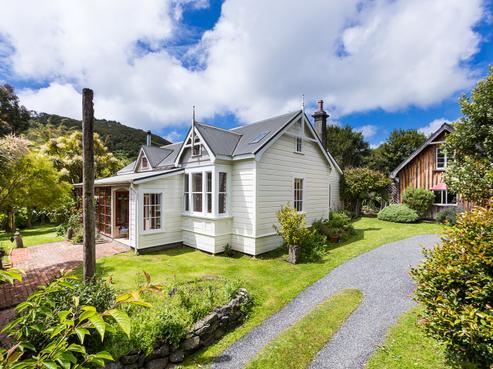 6 Holm Avenue, Broad Bay