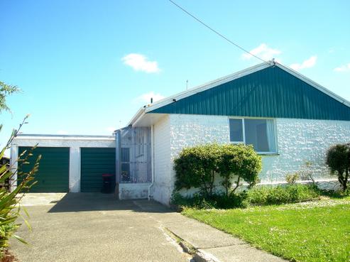 16 Avon Road, Clifton