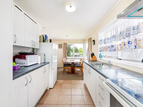308 Don Buck Road, Massey