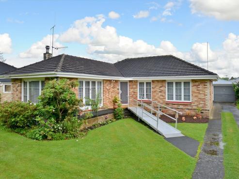 207 Clarkin Road, Fairfield