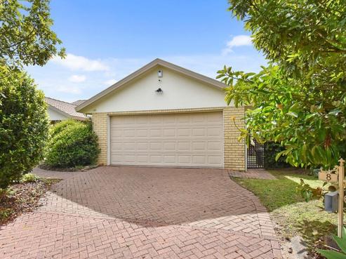 8 Sheriff Place, Randwick Park