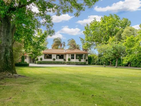 18 Tomoana Road, Mahora