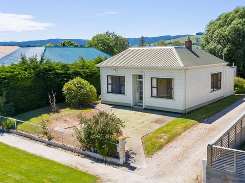 69 Johnson Street, Milton