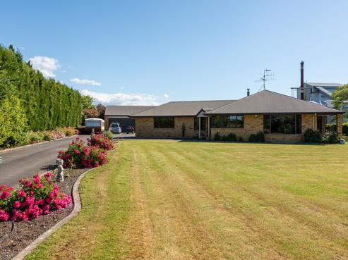 46 Livingston Road, Brightwater