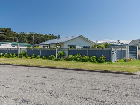 1 Kent Terrace, Foxton Beach
