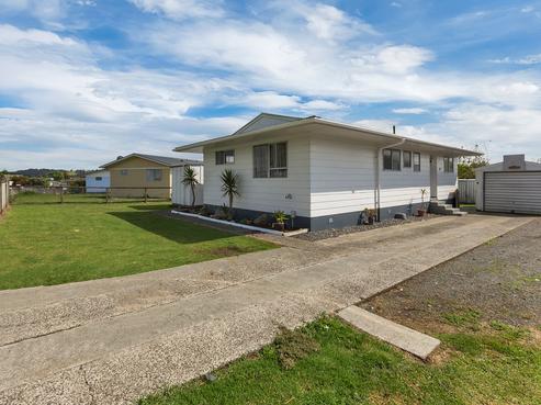 4 Paramount Parade, Tikipunga