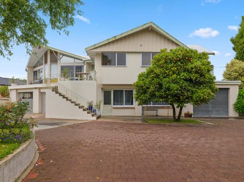 138 Otonga Road, Springfield