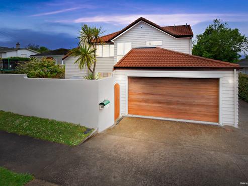 9A Dallinghoe Crescent, Milford