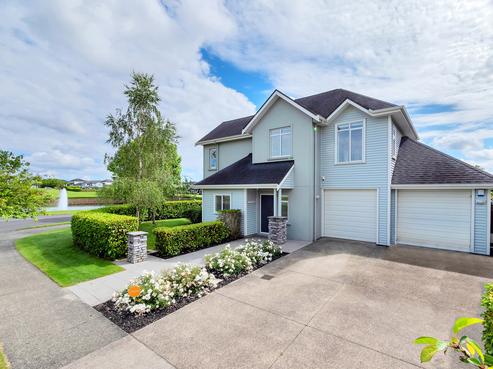 2 Trecarne Street, Karaka