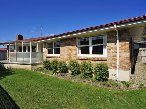 745 River Road, Chartwell
