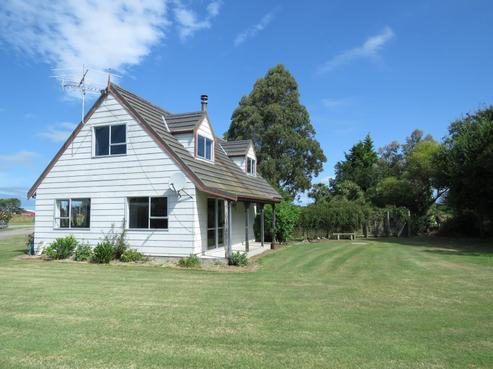 60 Rogers Street, Hinds