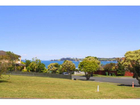 26 Tamatea Drive, Snells Beach