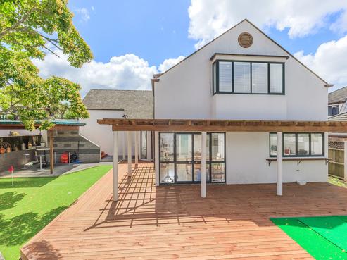 14 Hugh Green Drive, Pinehill