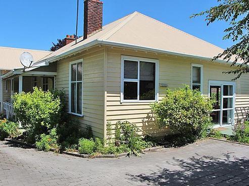 221 North Street, West End