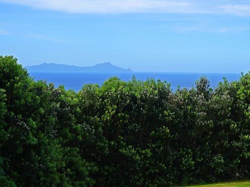 84 The Crescent, Langs Beach
