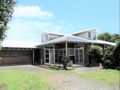 135 Ihaia Road, Opunake