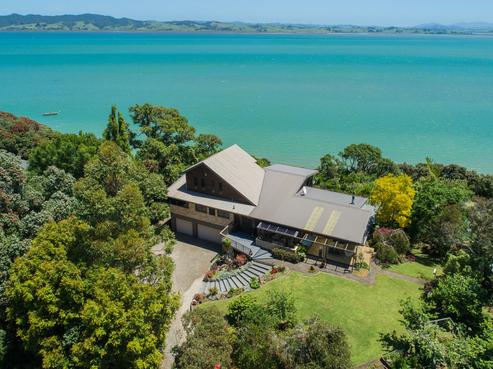 108 Manganese Point Road, Tamaterau