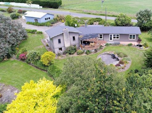 374 Mangaone Road, Halcombe