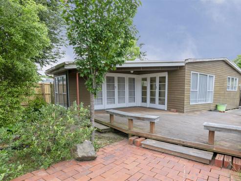 16 Park Terrace, Waikuku Beach