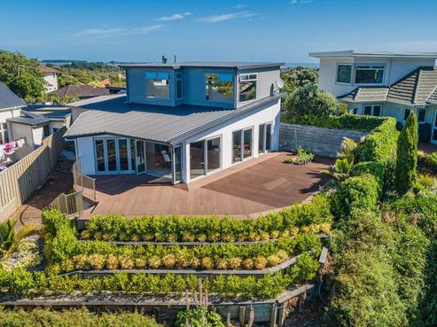 99 Great North Road, Saint Johns Hill