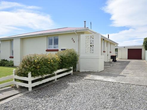 228 Dome Street, Newfield