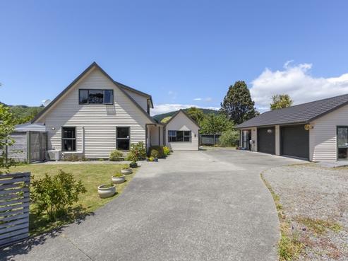 7 Atarau Grove, Paraparaumu