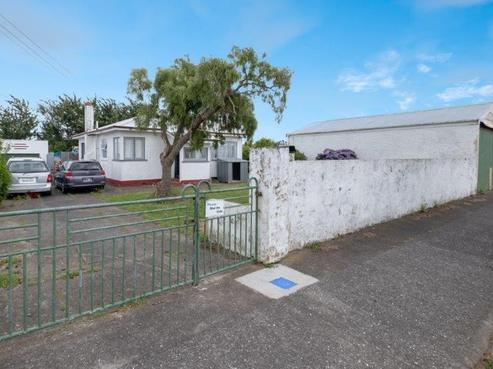 25 Burns Street, Hawera