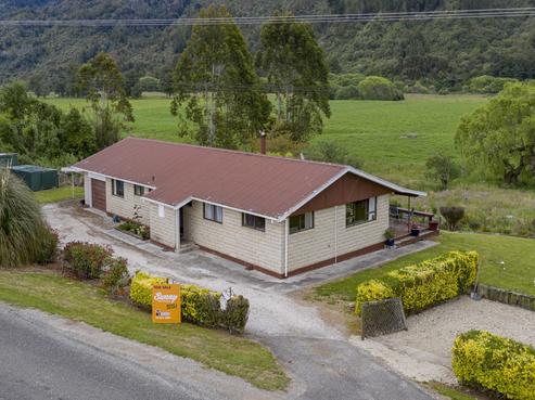 196 Fairfax Street, Murchison