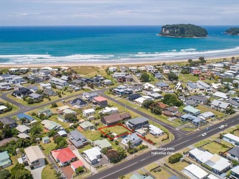 224B Ocean Road, Whangamata