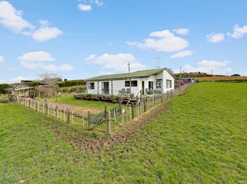 76 Logan Road, Pukekawa