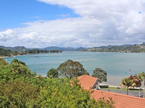 155 Paku Drive, Tairua