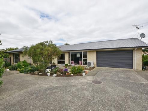 45 Clifton Street, Windsor